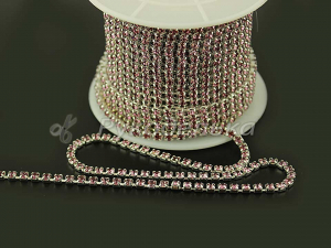 Стразовая лента. Пенка ss8 (основа-серебро). 10см.
